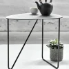 Beistelltisch Metall CURVE LIND DNA Höhe 45 cm