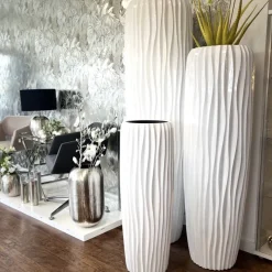 Bodenvase Harmony maxi weiß Wellenstruktur