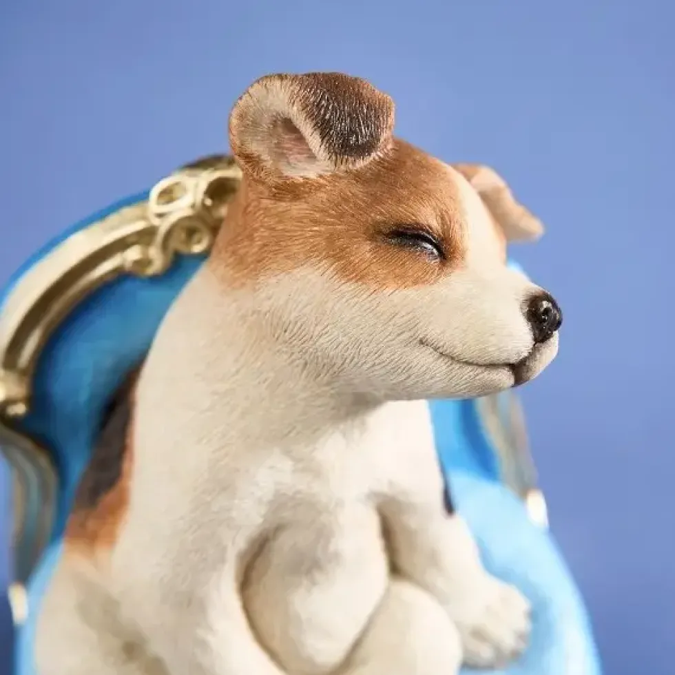 Deko Figur Hund auf Sessel Werner Voß Höhe 20 cm
