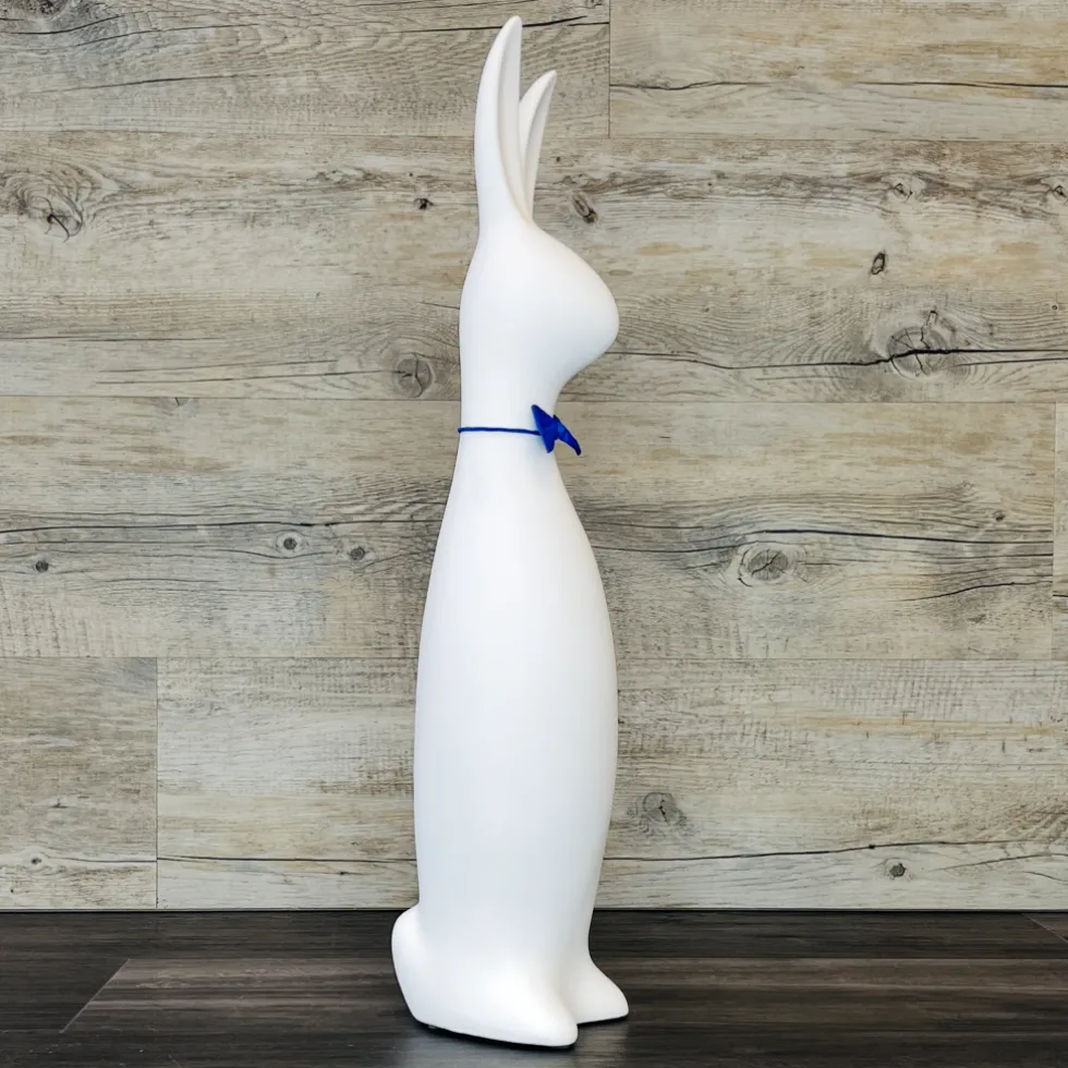 Keramik Deko Osterhase mit Fliege Bowie weiß matt H 50 cm