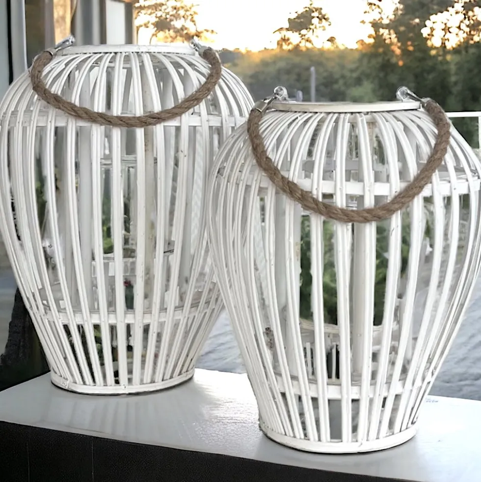 Laterne aus Weide weiss mit Glaseinsatz Höhe 37cm