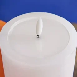 LED Kerze weiß mit Schmelzeffekt Höhe 18 cm