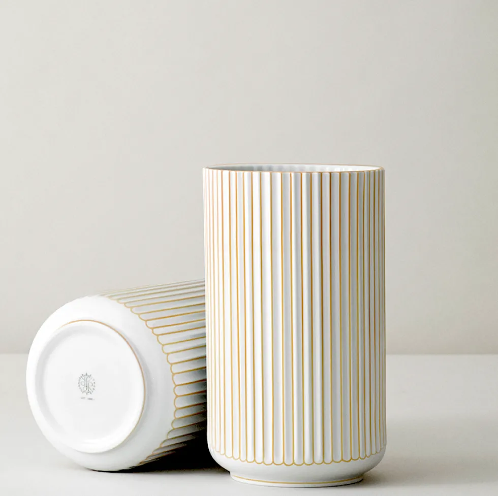 Lyngby Vase Porzellan weiß mit Gold Höhe 15 cm