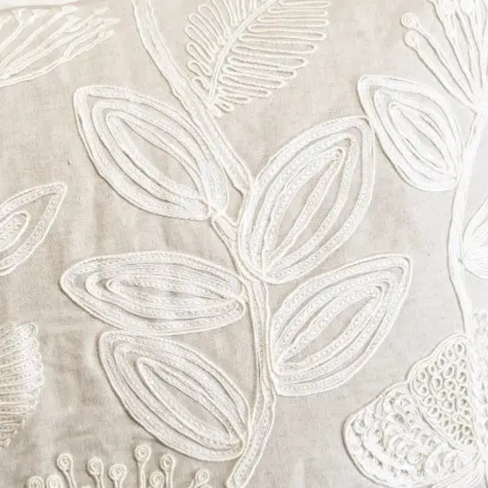 Magma Kissen 60×60 cm Camilla natur