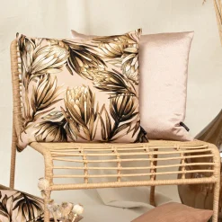 Magma Kissen 60×60 cm Protea rose