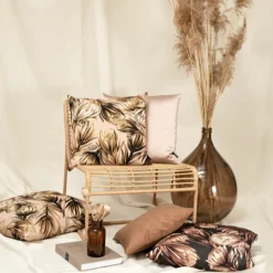 Magma Kissen 60×60 cm Protea rose
