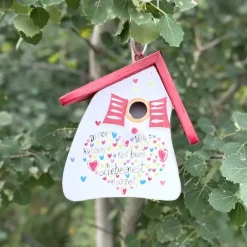 Nistkasten zum Aufhängen LIEBE Vogelvilla Höhe 23 cm