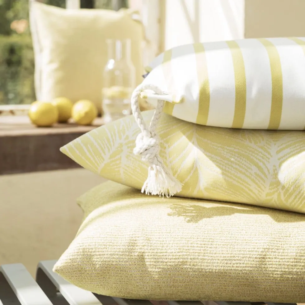 Outdoor Kissen Magma Madeira senf 40×40 cm
