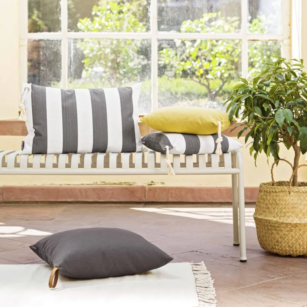 Outdoor Kissen Magma Santorin anthrazit 40×40 cm
