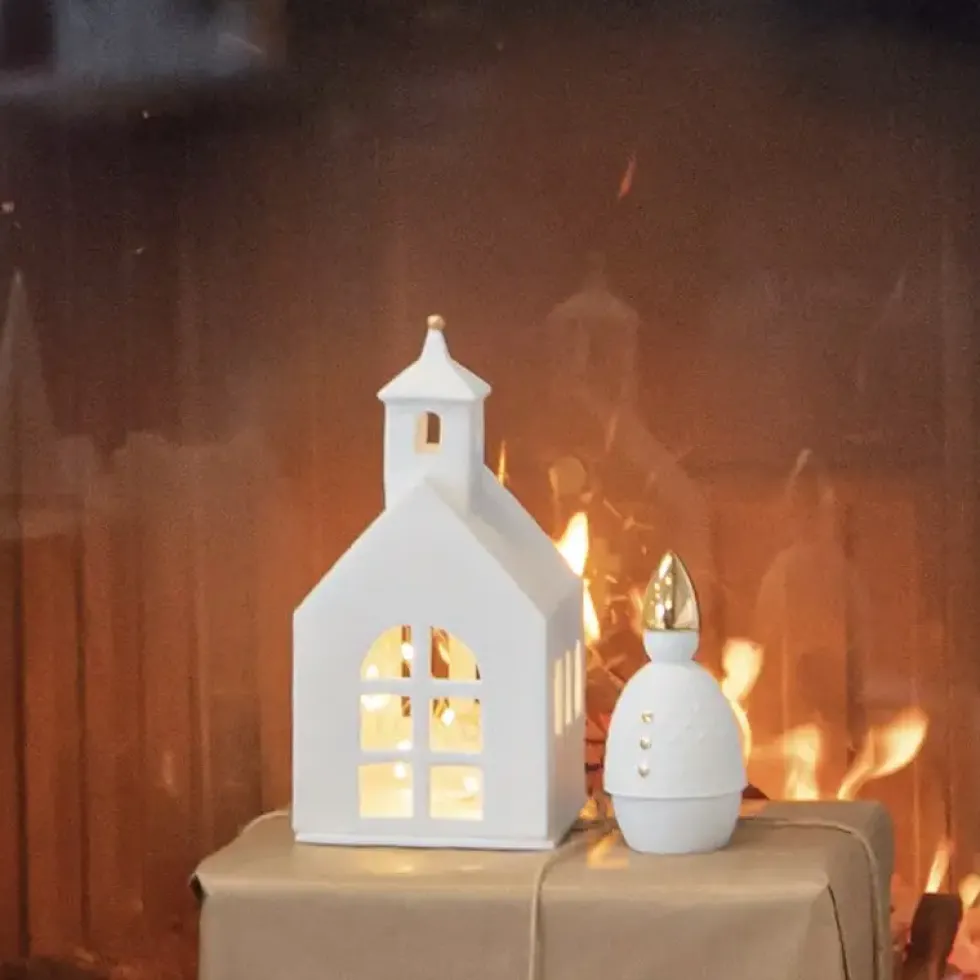 Räder Lichthaus Porzellan Kapelle weiß