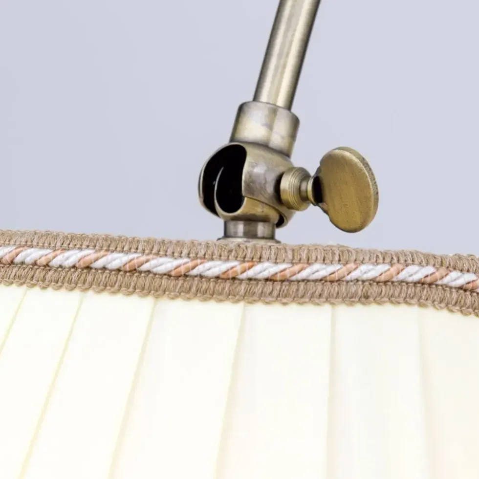 Stehlampe Thalea messing antik Höhe 183 cm