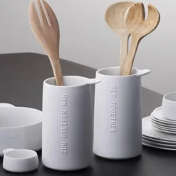 Utensilienhalter Kochlöffelhalter Porzellan ZUM GREIFEN NAH Räder Design weiß H 17 cm