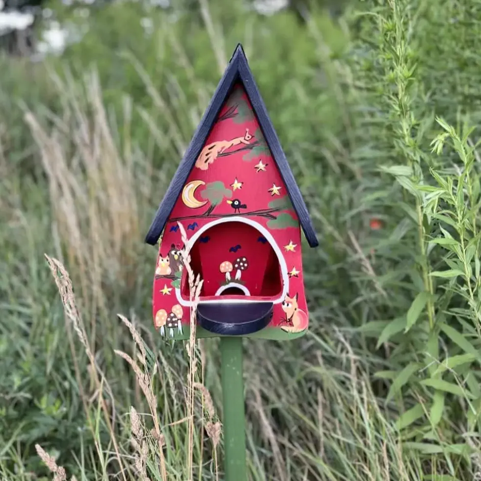 Vogelfutterhaus mit Ständer Tiere des Waldes Vogelvilla Höhe 45 cm