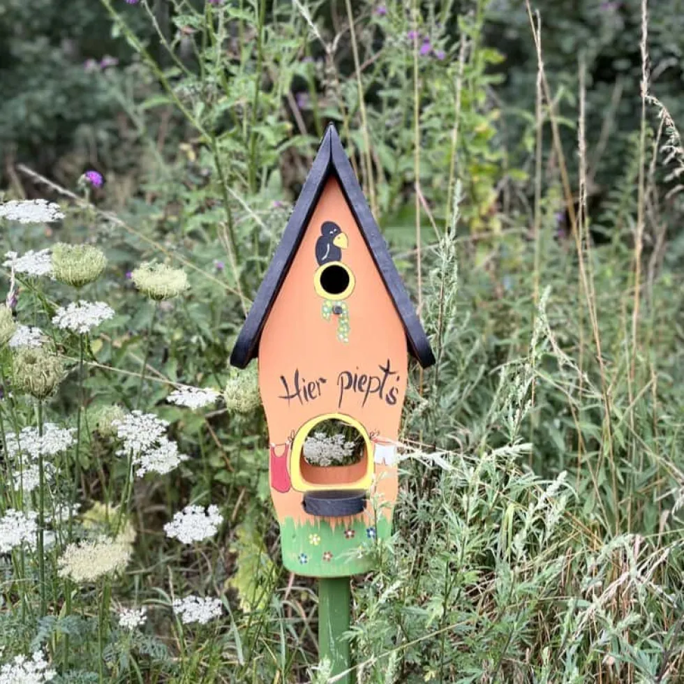 Vogelhaus Nistkasten mit Ständer Hier Piept’s Vogelvilla Höhe 50 cm