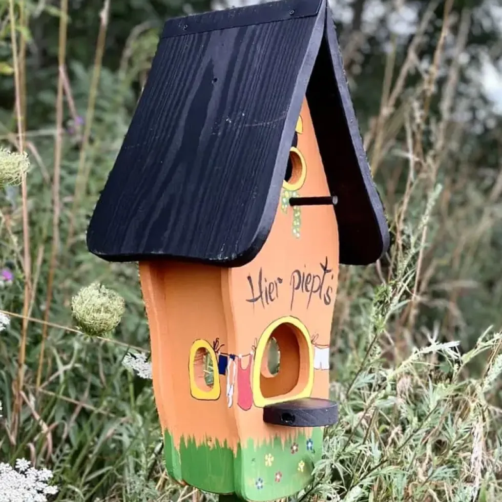 Vogelhaus Nistkasten mit Ständer Hier Piept’s Vogelvilla Höhe 50 cm