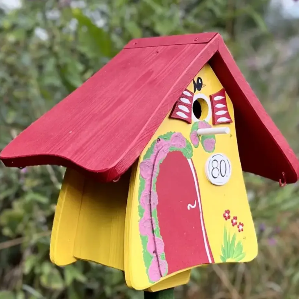 Vogelhaus Nistkasten mit Ständer 80 GEBURTSTAG Vogelvilla Höhe 33 cm