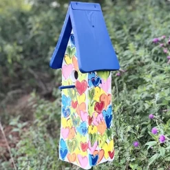 Vogelhaus Nistkasten mit Ständer bunt HERZIG Vogelvilla Höhe 43 cm