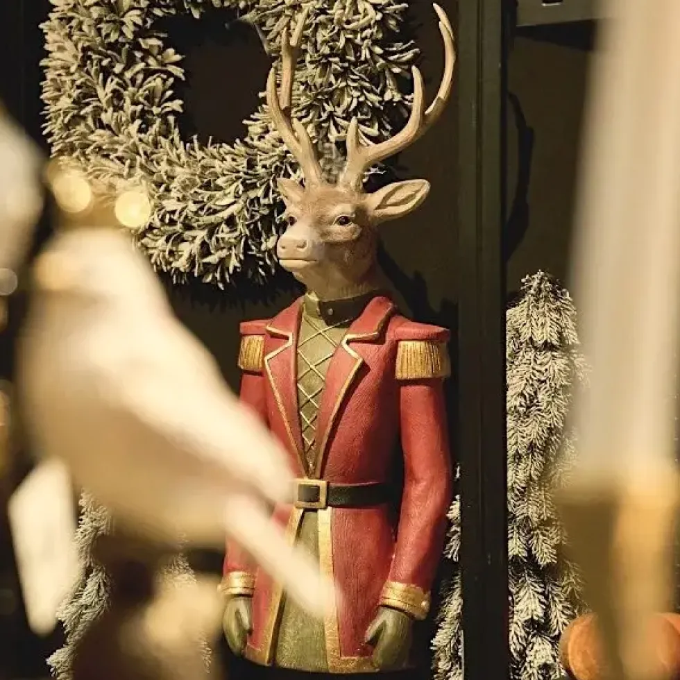 Weihnachtsfigur Hirsch General Werner Voß Höhe 133 cm